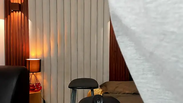 Justin mack online show from December 19, 7:21 pm