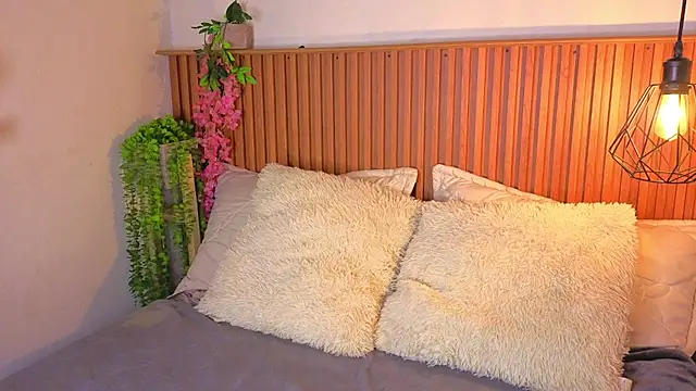 vicky bass online show from September 21, 7:48 pm