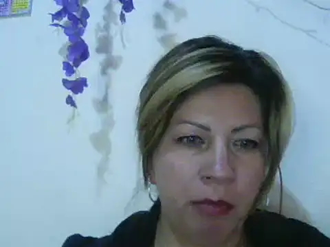 xxsexycutexxx online show from February 25, 5:04 pm