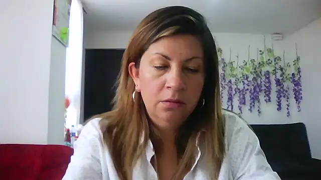 xxsexycutexxx online show from October 15, 7:36 pm