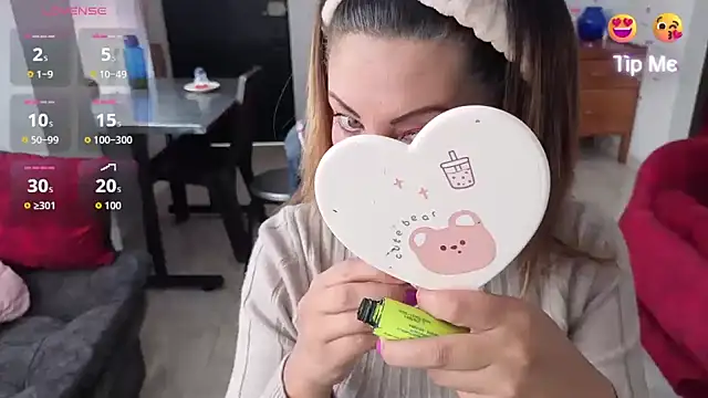 xxsexycutexxx online show from October 28, 12:09 pm