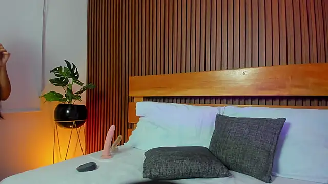 dalila harris online show from February 10, 1:15 pm