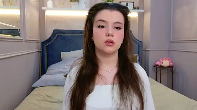 Pauline Heaven online show from November 24, 5:29 am