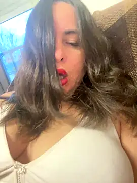 laarti online show from December 2, 4:35 pm