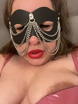 laarti online show from February 17, 8:59 pm