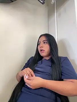 lamaravilla 08 online show from March 18, 6:33 pm