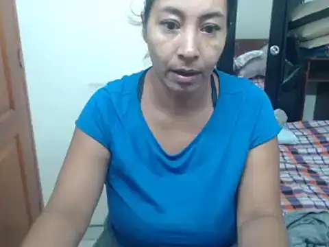 Siblleyx online show from December 18, 5:31 pm
