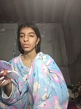 Ariell Kieran online show from February 13, 6:59 pm