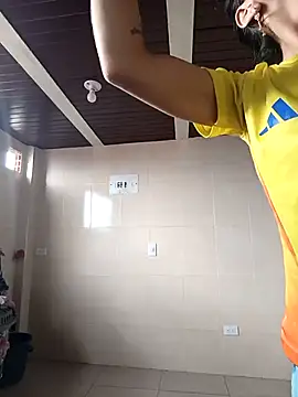 Ariell Kieran online show from February 17, 5:32 pm