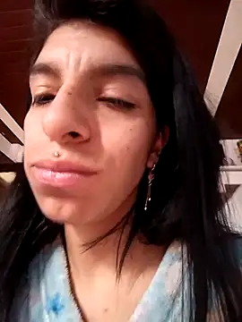 Ariell Kieran online show from March 14, 8:28 pm