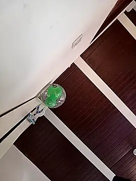 Ariell Kieran online show from March 16, 3:47 am