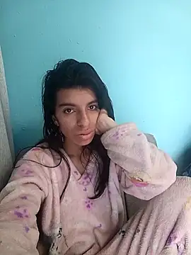 Ariell Kieran online show from September 13, 6:08 pm