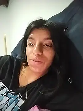 Ariell Kieran online show from June 12, 1:26 am