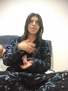 Ariell Kieran online show from July 5, 4:41 am