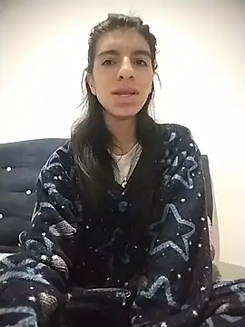 Ariell Kieran online show from July 6, 5:26 am