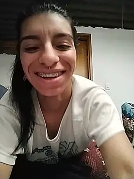 Ariell Kieran online show from July 23, 5:55 pm