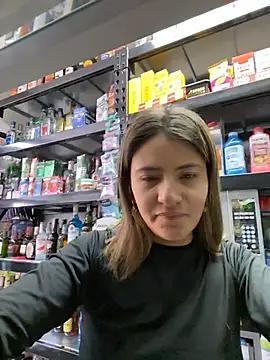 Snapshot of Andrea18_blonde chatting on March 5, 2:46 pm Andrea18 blonde online show from March 5, 2:46 pm