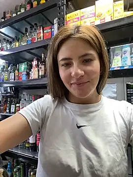 Andrea18 blonde online show from July 14, 7:41 pm