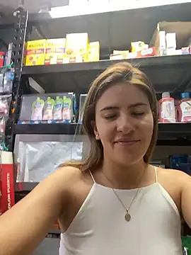 Andrea18 blonde online show from July 19, 3:38 pm