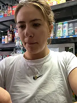 Andrea18 blonde online show from August 3, 3:16 pm