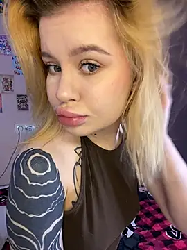 RozaliyRi online show from February 3, 6:56 am