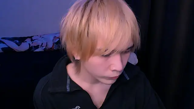 Snapshot of rennnuts chatting on February 16, 4:36 pm rennnuts online show from February 16, 4:36 pm