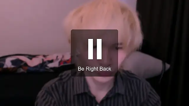 Snapshot of rennnuts chatting on March 1, 6:59 am rennnuts online show from March 1, 6:59 am