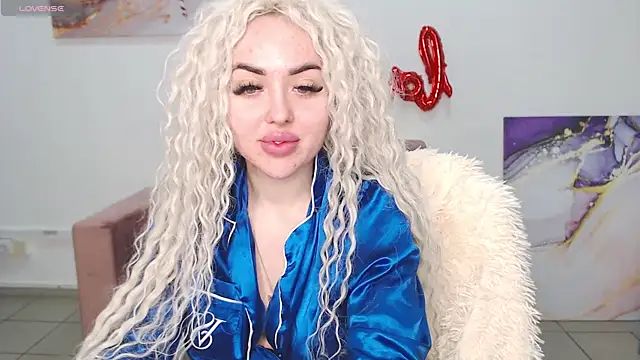 MissisCaty online show from February 15, 7:50 pm