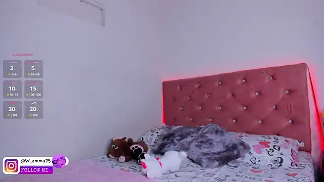  Emma whiitee  online show from February 10, 8:24 pm