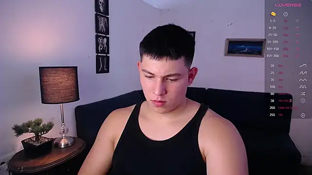 JamesCr  online show from February 13, 5:20 pm