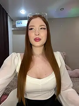 JessRoal online show from February 28, 1:03 pm