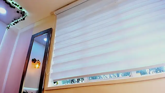 AzunaStar online show from February 20, 10:10 pm