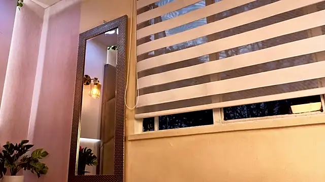 AzunaStar online show from March 28, 11:04 pm