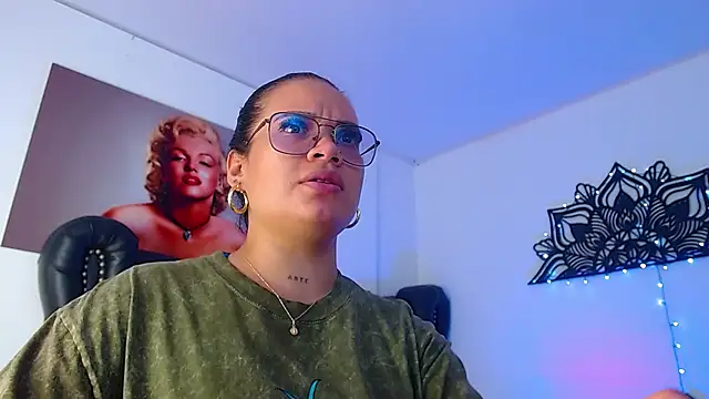 Snapshot of Taliana36 chatting on February 25, 12:55 pm Taliana36 online show from February 25, 12:55 pm