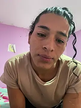 Snapshot of alexiaross96 chatting on May 29, 5:22 pm alexiaross96 online show from May 29, 5:22 pm