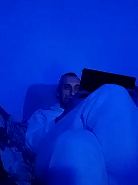 ANGELSANTAMARIA- online show from December 3, 4:20 am