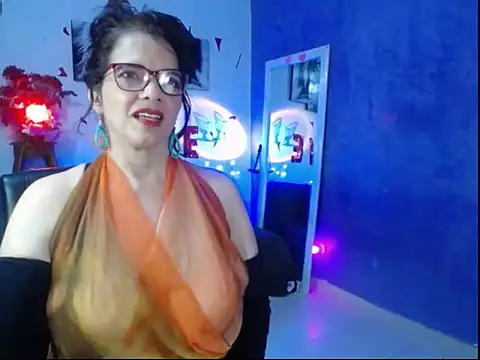 sarasmith3 online show from February 28, 11:23 pm