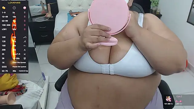 Aaliyah11 online show from March 6, 2:41 am