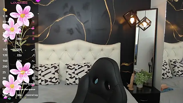 Aaliyah11 online show from March 22, 2:37 am