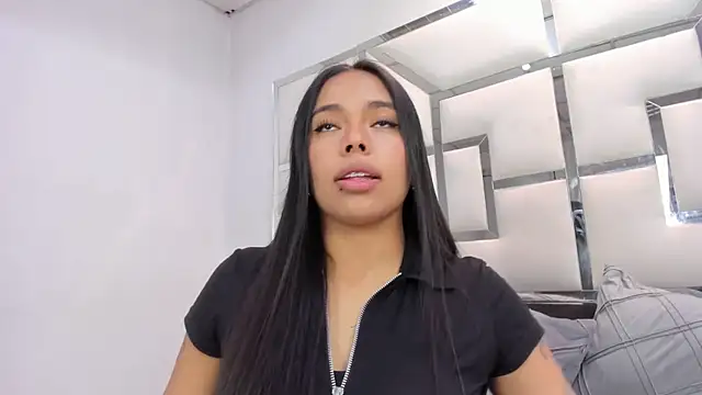 ZoeWan69 online show from February 25, 1:43 pm