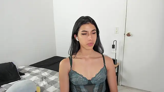 Mazikeen  18 online show from April 2, 1:09 pm