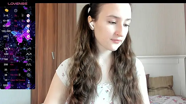 Cute  Nana online show from October 28, 7:01 am