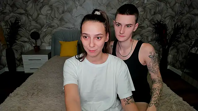 LindaBryantt online show from February 5, 10:19 am