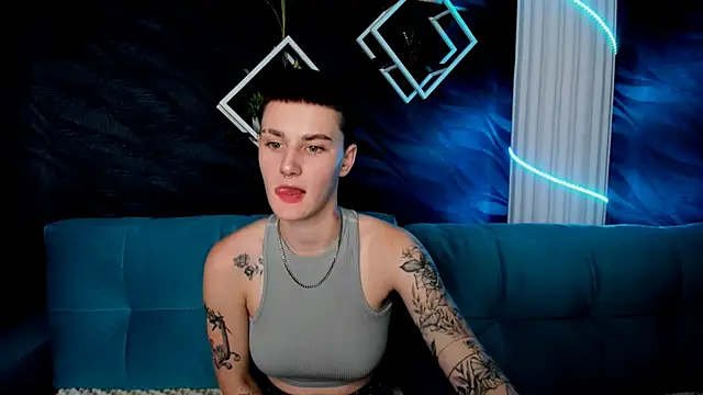 LindaBryantt online show from March 4, 10:24 am
