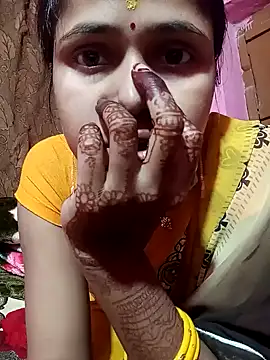 Snapshot of Miss_triha chatting on February 3, 8:13 am Miss triha online show from February 3, 8:13 am