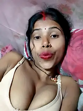 Snapshot of Miss_triha chatting on February 13, 9:38 pm Miss triha online show from February 13, 9:38 pm