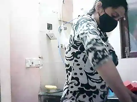 Rubi-Ji online show from February 8, 1:11 am