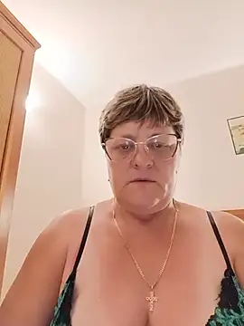 ElzaJewel online show from June 23, 8:51 pm