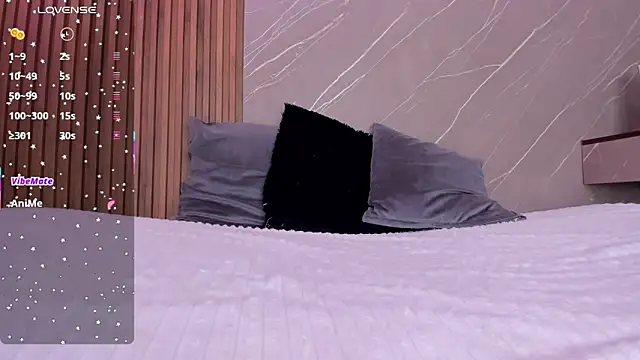 ariana jhonson1 online show from October 25, 12:13 pm