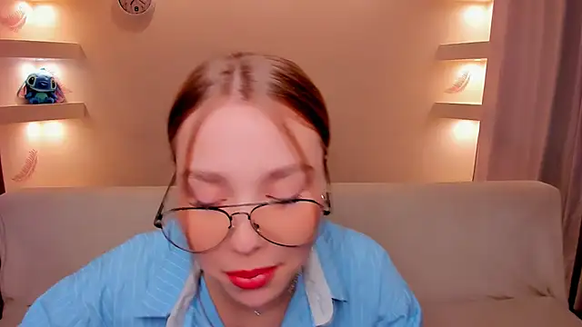 YourMegan online show from November 4, 7:13 pm